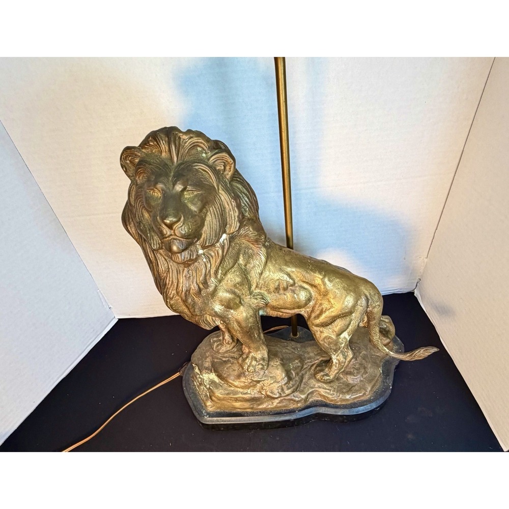 Vtg MCM Brass Lion Tbl Lamp Hollywood Regency "Stiffel Style" Neoclassical Works